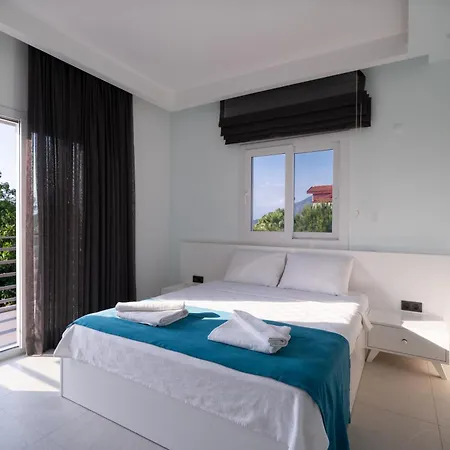 Lidya 3 Bedroom Close To Oeluedeniz ヴィラ フェティエ